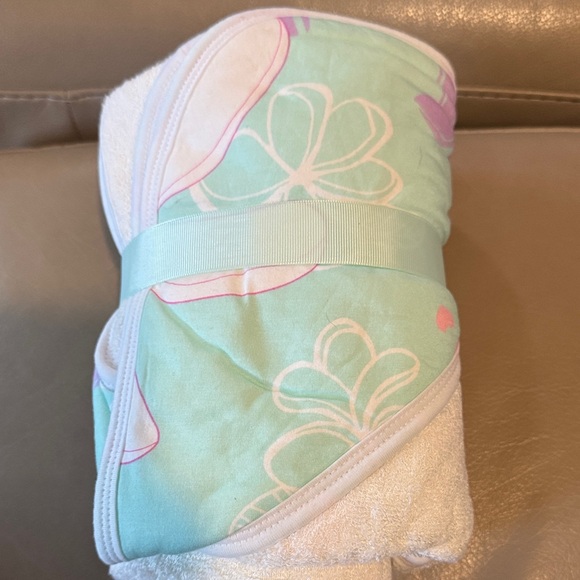 Coco Moon Tiare Hooded Baby Towel - Picture 3 of 3